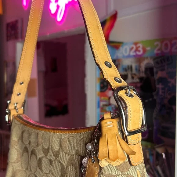 Coach Y2K Vintage Hamptons Demi East West Bauguette - Picture 7 of 11